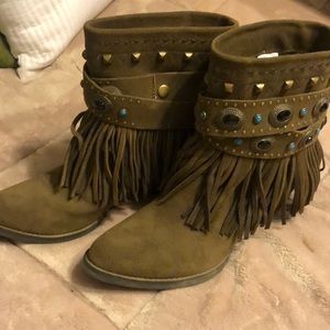 Sbicca Boots size 8.5